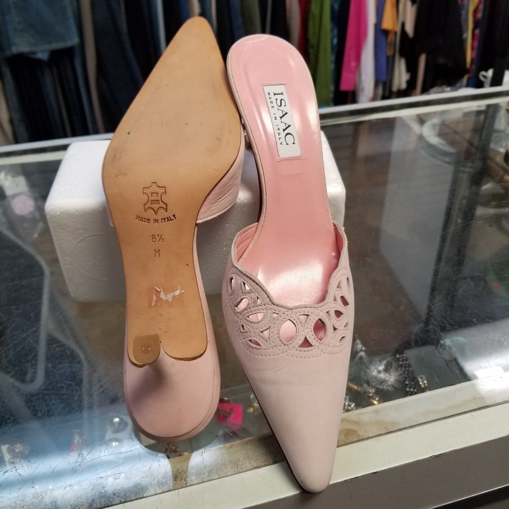 Shoes (sold) - Picture 2 of 3